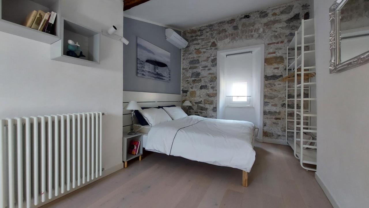 Whale Song Apartment - With Private Parking La Spezia Ngoại thất bức ảnh